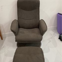 Dark Gray Recliner With Foot Stool