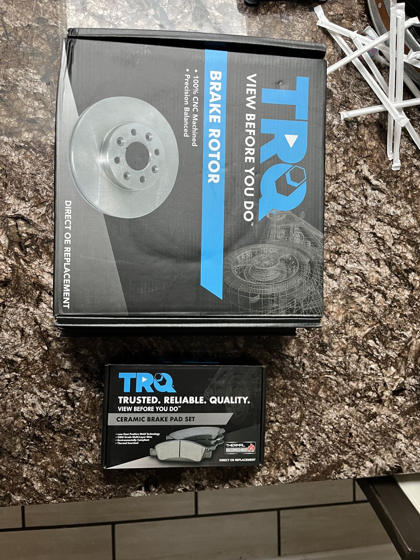 Ford Explorer Brake Pads & Rotors