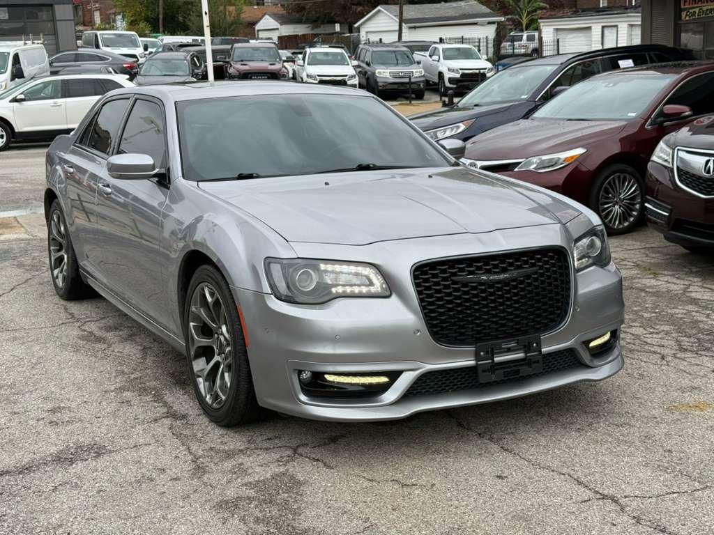 2018 Chrysler 300