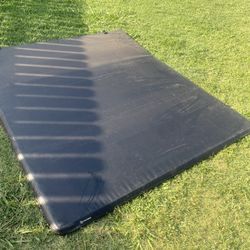 Yita Motor Truck Bed Cover