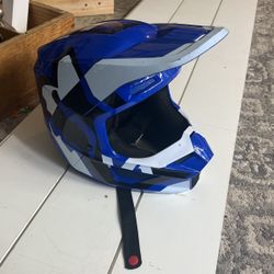 Fox Youth Medium 49 To 50 Helmet