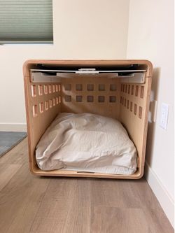 Fable Signature Dog Crate - size Medium