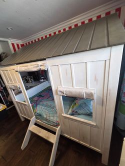 Kids House Bed
