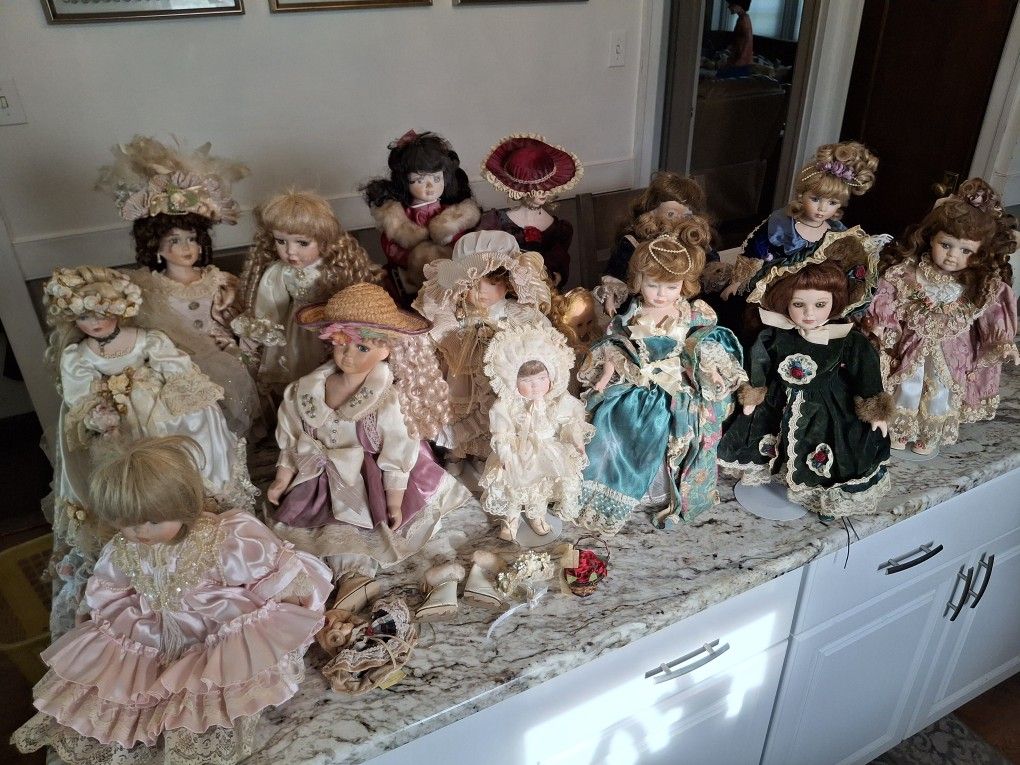Antique Porcelain Doll Collection Lot of 15 Dolls $30 For All