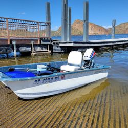 Livingston Fishing Boat / Dinghy With 4.5hp Evinrude Outboard 