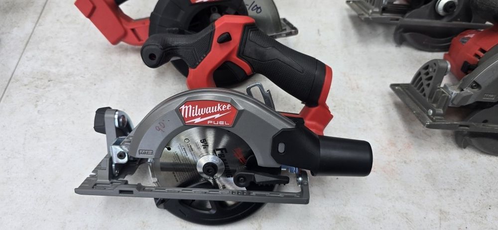 NEW MILWAUKEE FUEL M12 5-3/8 CIRCULAR SAW 100$ TOOL ONLY