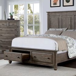Mega Sale! Snyder Collection Cal King size bed with storage Now 829.00 Free Delivery 🚚 - Available also in Eastern King size Now 