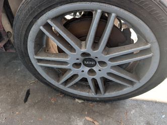Mini Cooper set of rims with talles. Fit 2005 2015
