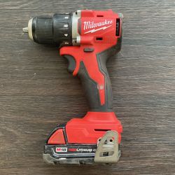 Milwaukee Fuel Brushless Drill/ Driver
