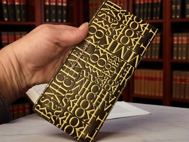 Rare Authentic Michael Kors Wallet 