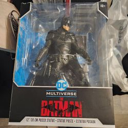 DC Multiverse - The Batman Movie 12" Posed Statue
