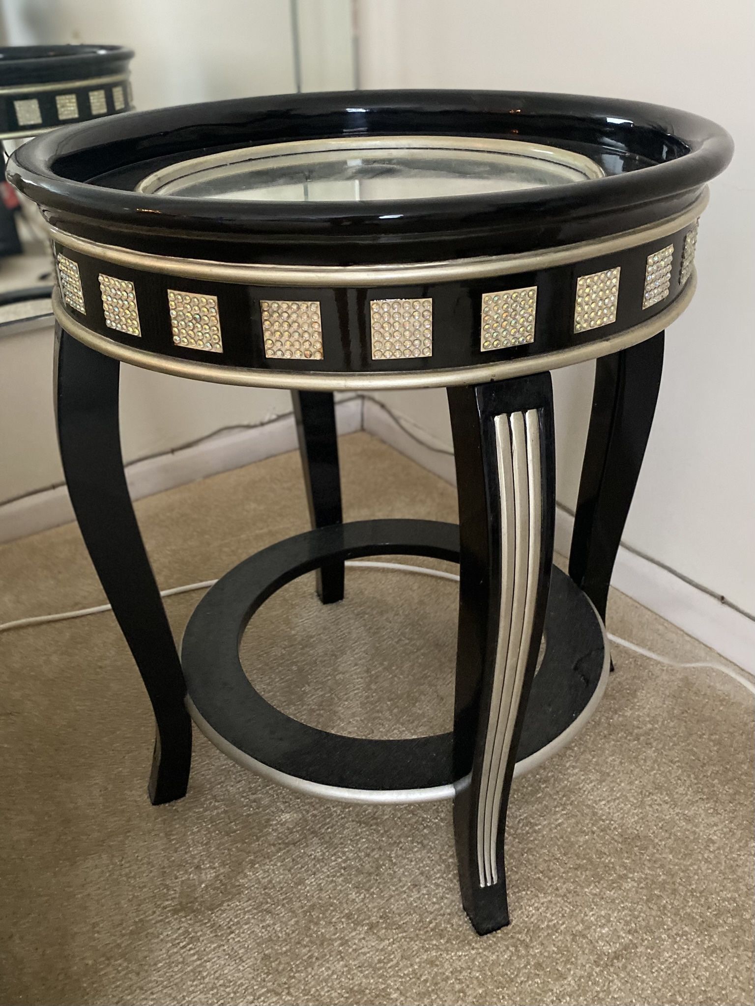 Modern Black Side Table With Mirrored Top And Mirrored Accents