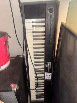 Yamaha KX8 88-Key Weighted MIDI Keyboard Controller