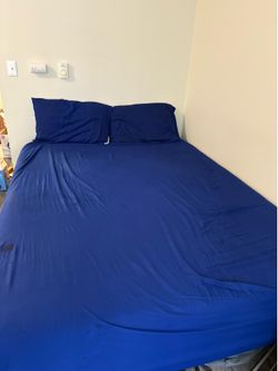 Queen Sleepy’s Mattress + Adjustable Bed Base