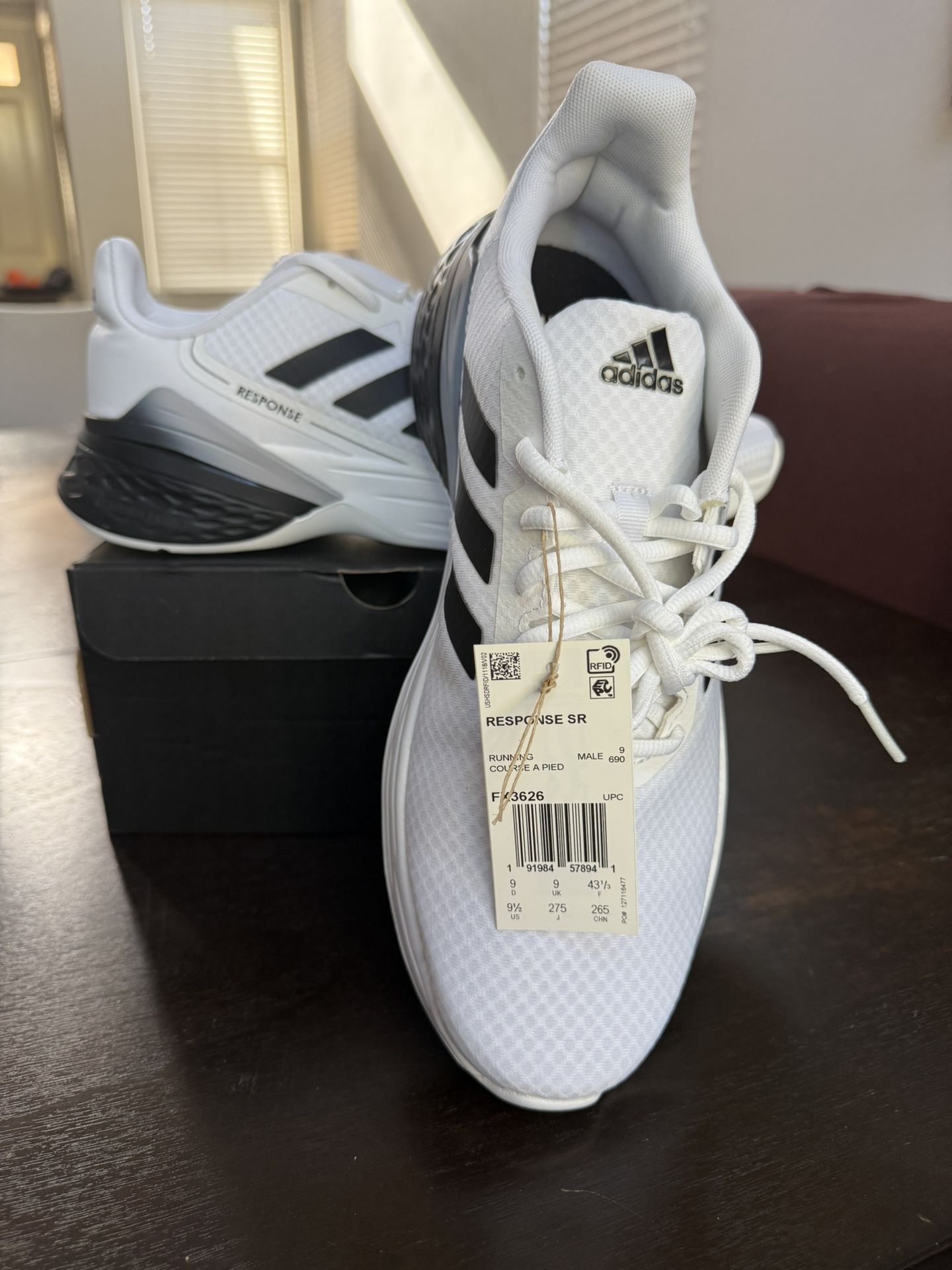 ADIDAS RESPONSE SR NEW Size 1/2