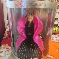 1998 EXCLUSIVE Holiday Barbie 