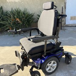 Heavy duty electric wheelchair made for a large person