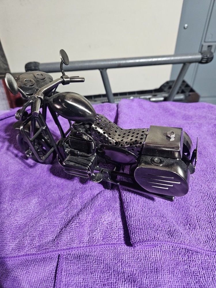 Metal Motorcycle Decor 