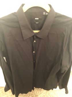 Hugo Boss L Size button front