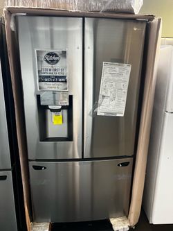 NEW IN BOX LG FRENCH STYLE REFRIGERATOR