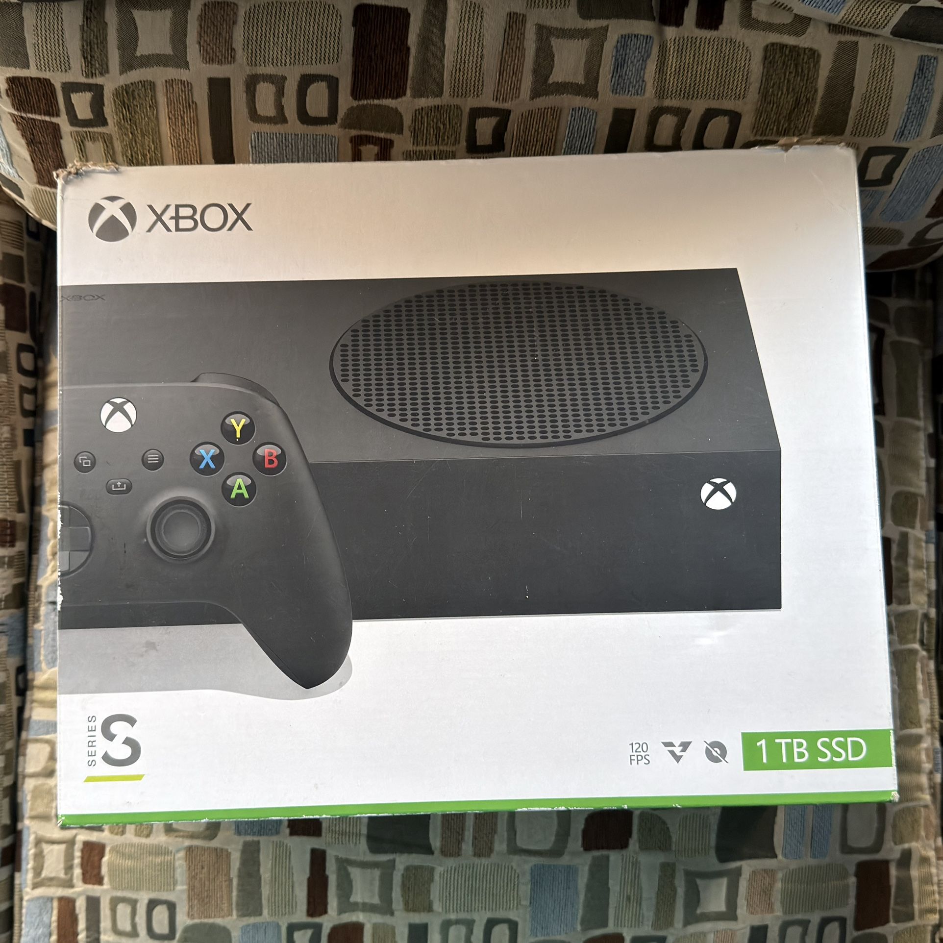 Xbox Series S 1TB Black W/ Extras