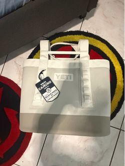 Yeti Camino 35