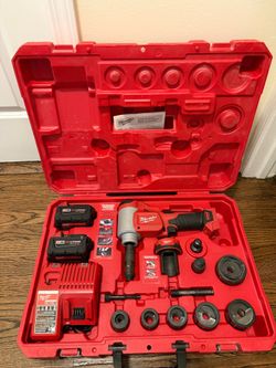 M18 18V Lithium-Ion 1/2 in. - 2 in. Force Logic High Capacity Cordless Knockout Tool Kit /W Die Set, 3.0Ah Batteries