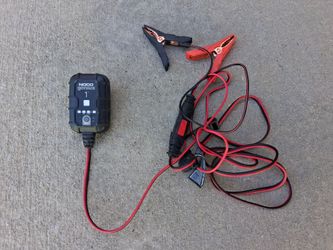 Car motorcycle charger Nico Genius