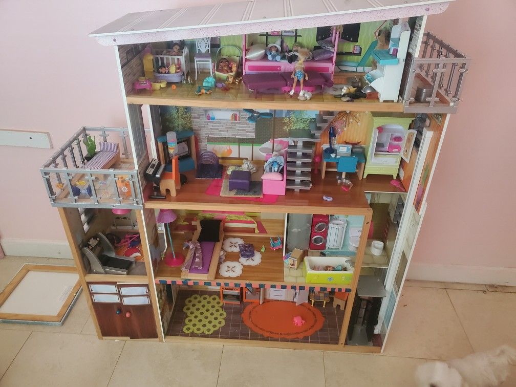 Play House Section