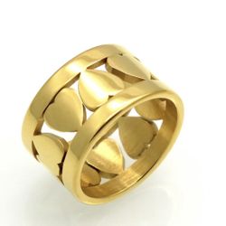R185- Luxury Big Ring With Hearts!