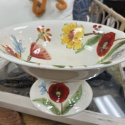 Large Floral poppy flowers footed pedestal Fruit bowl