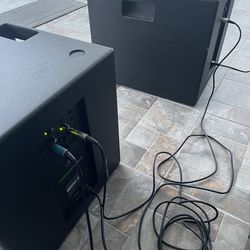 (2)Subwoofer Mackie Thump 115 S   Autoamplificados 1400 watt