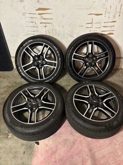 Mustang tires