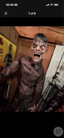 6 Foot Tall Jeremy Jaws