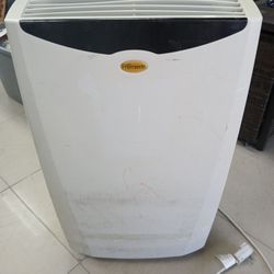 Danny premiere Portable A/C unit 11000 btu/h model DEPAC11010