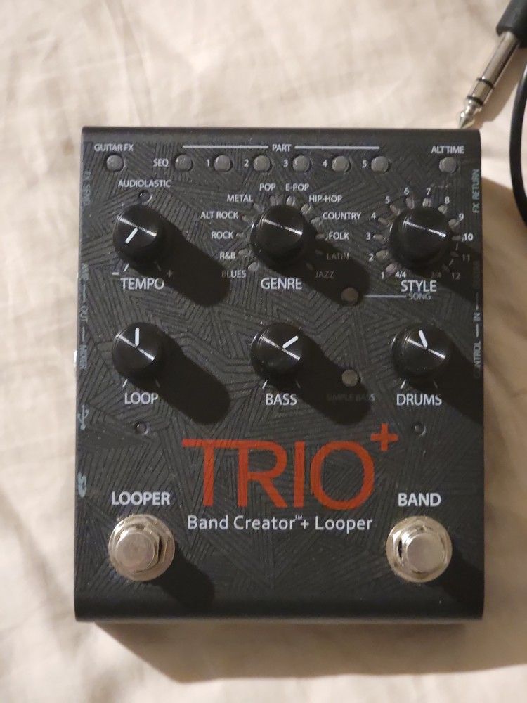 Trio + Guitar Looper Pedal
