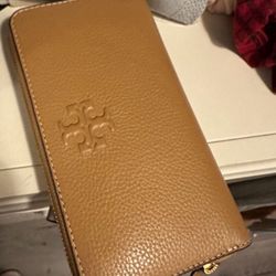 Tory Burch Wallet