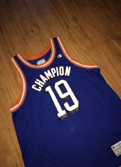 Champion Jersey size Large