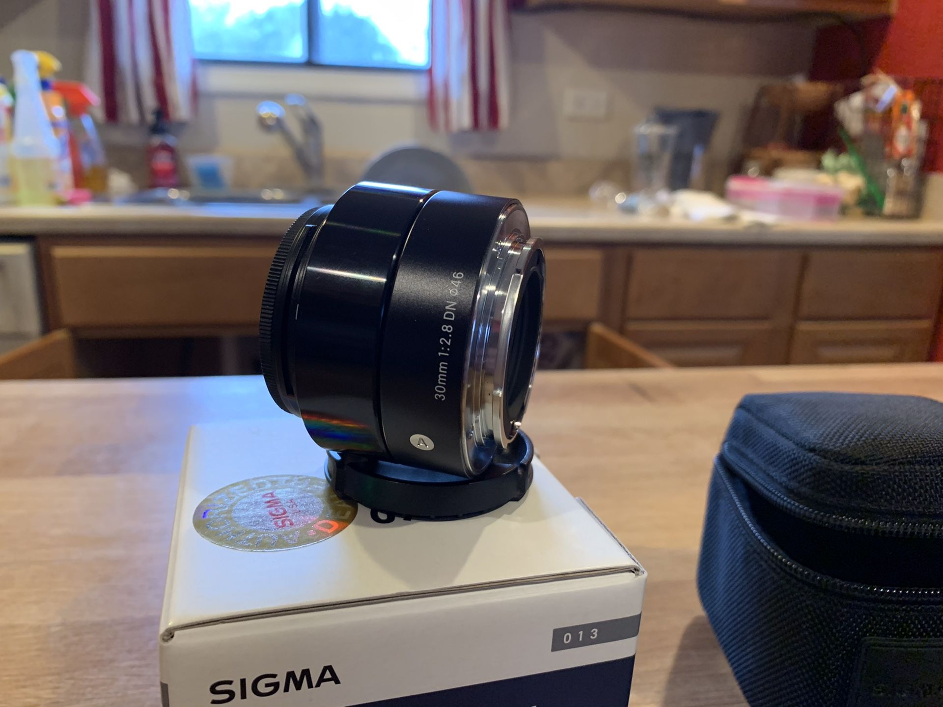 Sony A6000-A6500 - Sigma 30mm 3.8 lens for your mirrorless camera!