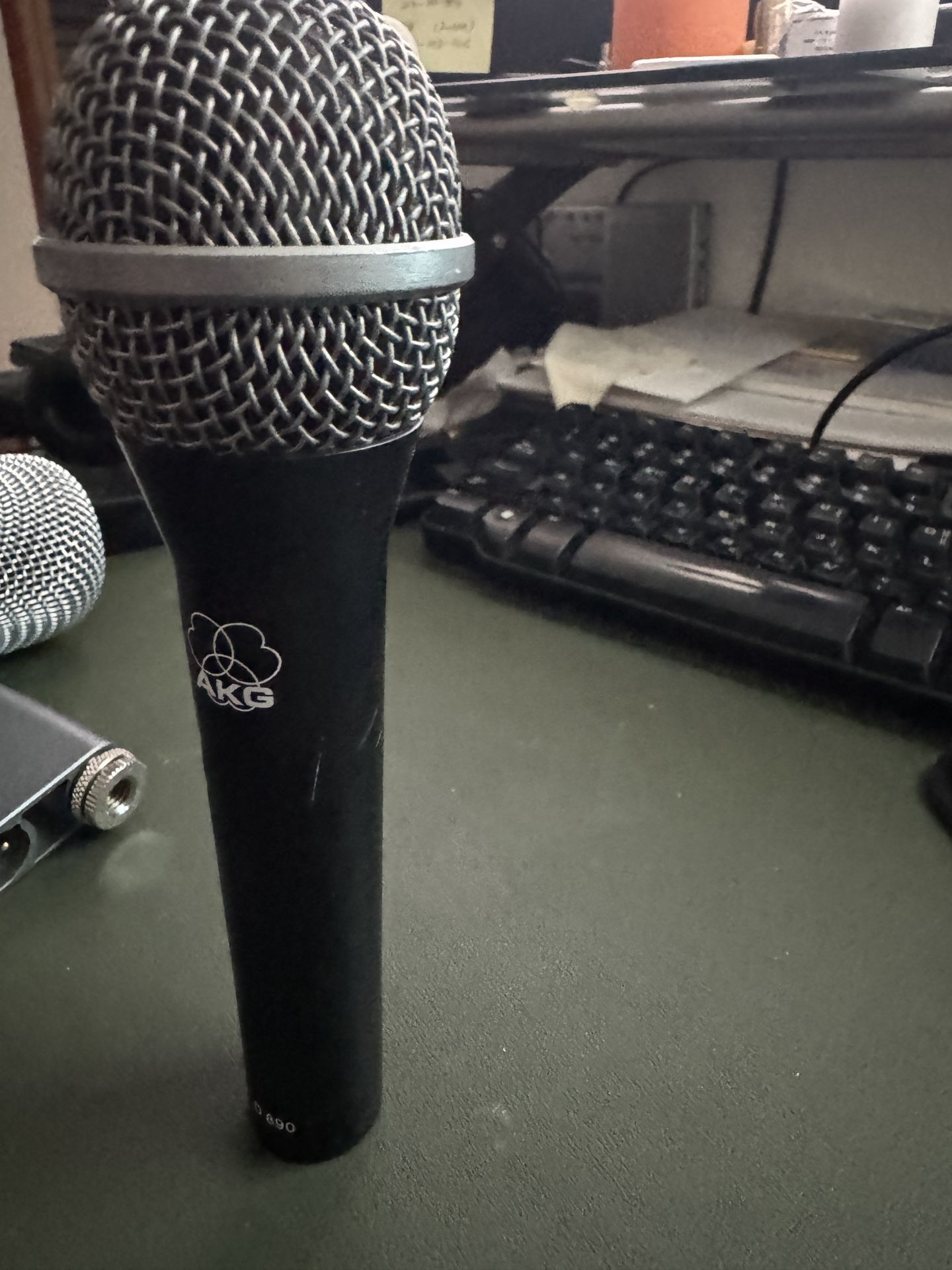 microphone AKG D 890