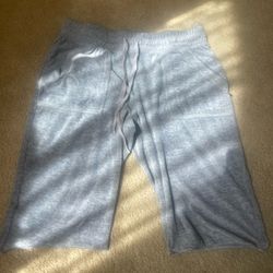 Almost Famous grey sweatpants Size M #loungewear #sweatpants
