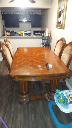 Comedor de madera