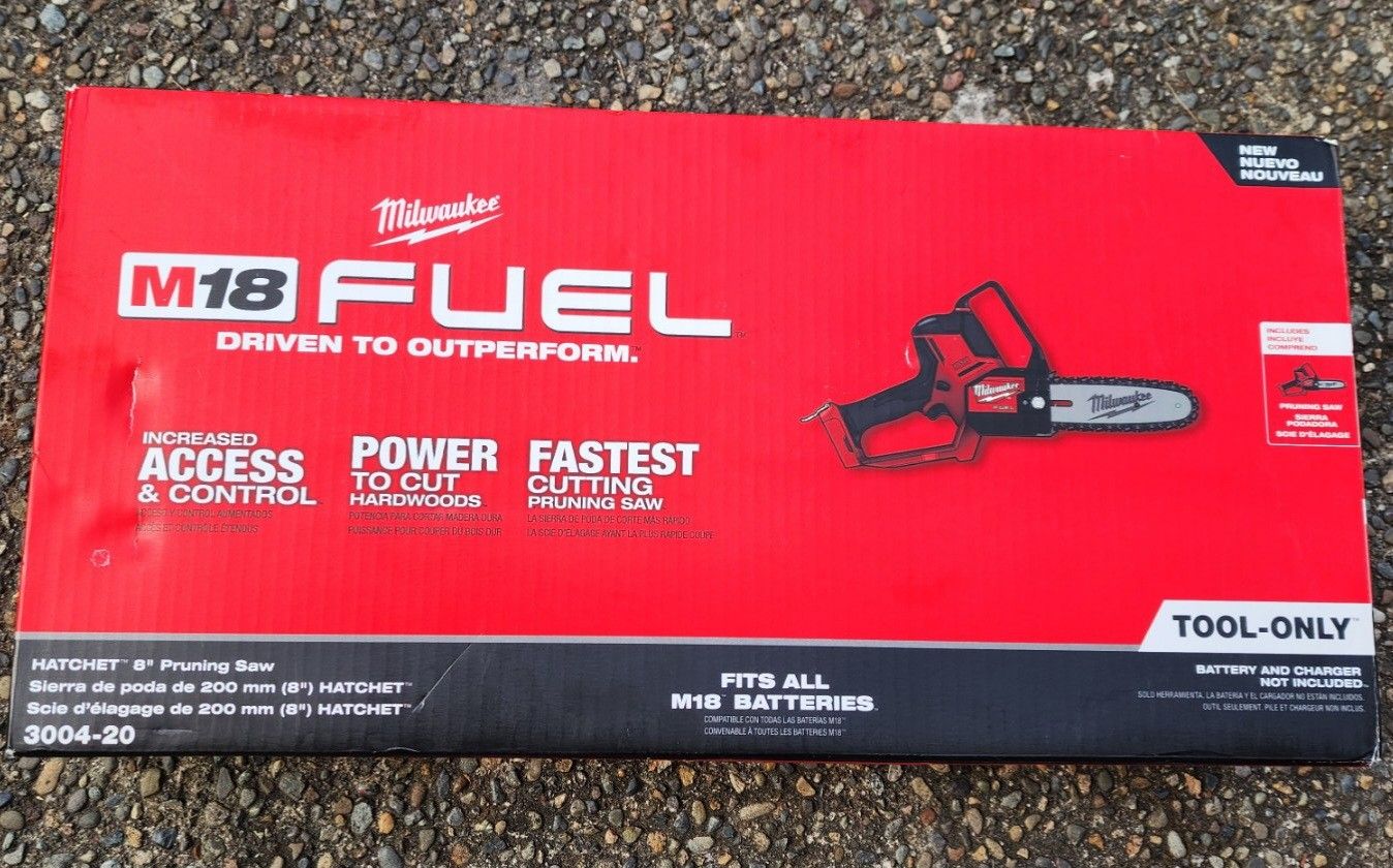 Milwaukee M18 FUEL 3004-20 Hatchet 8 in. 18 V Battery Pruning Saw Tool Only