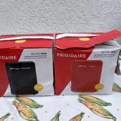 Frigidaire Mini Personal Fridge