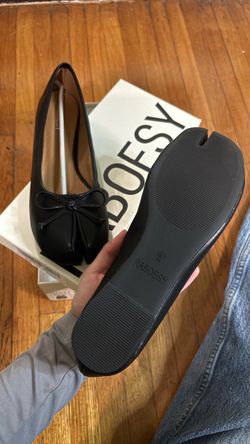 Raboesy Tabi Ballet Flats Size 9