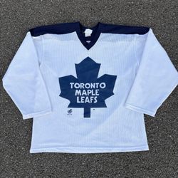 Vintage 90s Toronto Maple Leave Jersey