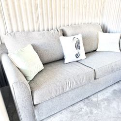 Stunning Upscale Robb & Stucky Modern Coastal Queen Sleeper Sofa(Mattress Never Used) 