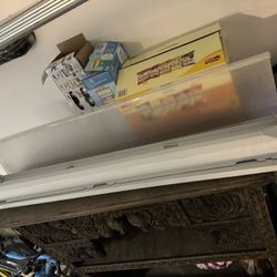 Fluorescent Light Fixture 