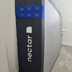 Like-New Twin Nectar Memory Foam Mattress – 12” Thick