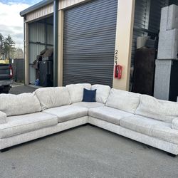 Sectional Couch 